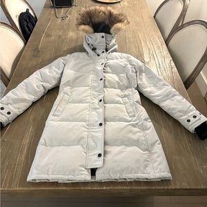 Black Label Canada Goose XS women’s jacket